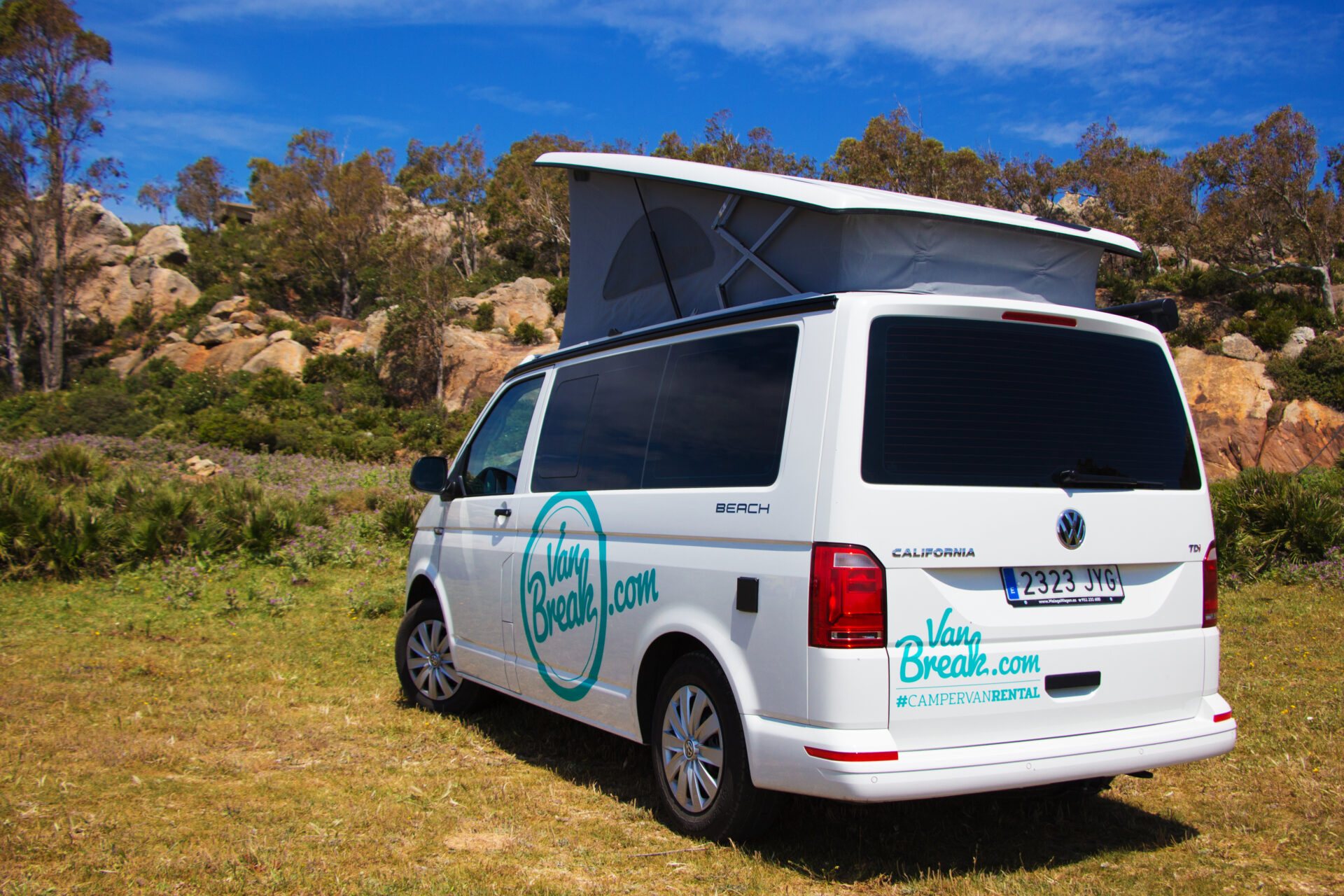 Location van aménagé California VW Volkswagen T6 Beach Vanbreak