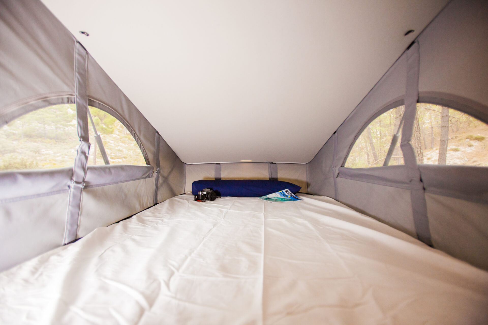 cama en el techo elevable california T6 vw