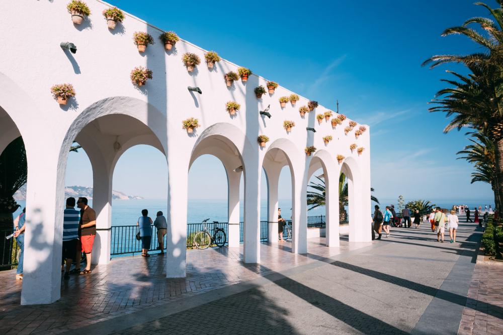 Nerja y el balcón de Europa, parte de un viaje por carretera en Andalucía