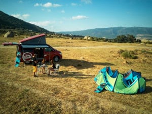 furgoneta camper y kitesurf - road trip andalucia