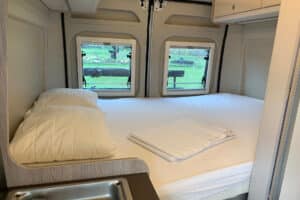 Intérieur du fourgon aménagé Campeo Fiat Ducato