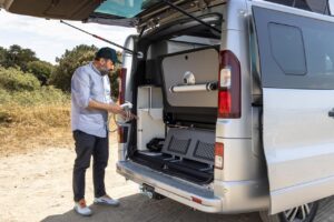 Van aménagé renault trafi Handroad trek 5+ extreme edition