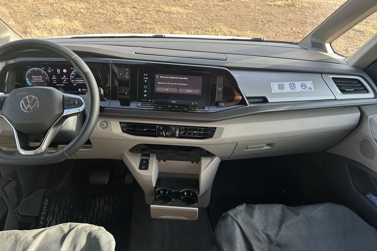 Volkswagen California Ocean T7 dashboard