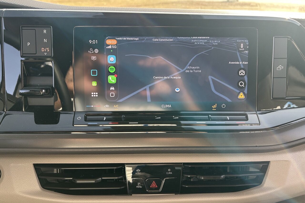 Volkswagen California OCEAN T7 Apple Car